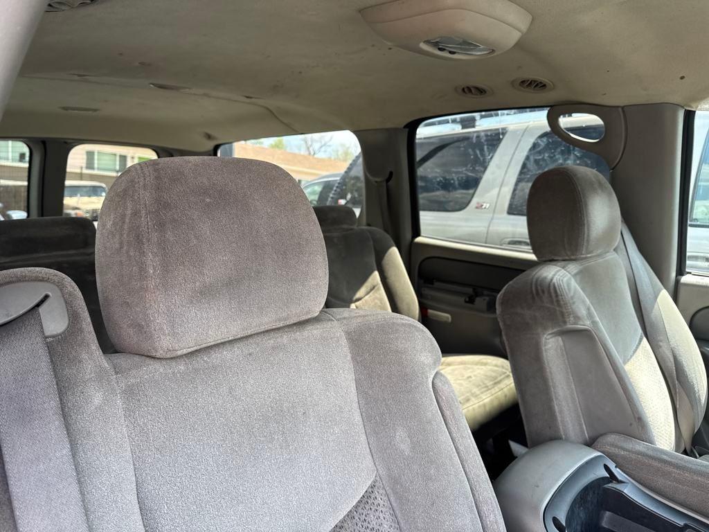 used 2003 Chevrolet Suburban car, priced at $5,977