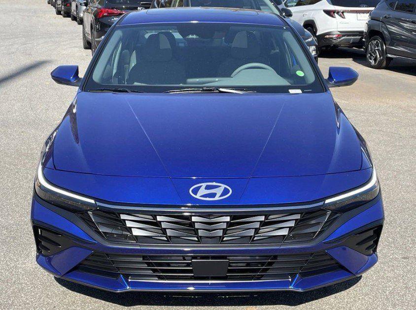 new 2024 Hyundai Elantra car, priced at $22,770