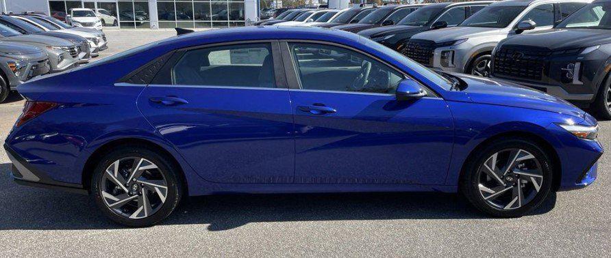 new 2024 Hyundai Elantra car, priced at $22,770