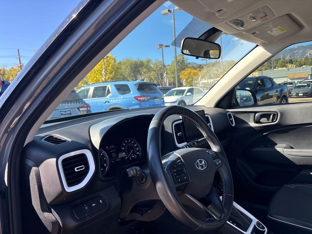 used 2022 Hyundai Venue car, priced at $17,989