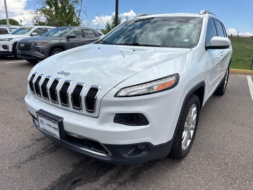 used 2017 Jeep Cherokee car, priced at $14,689