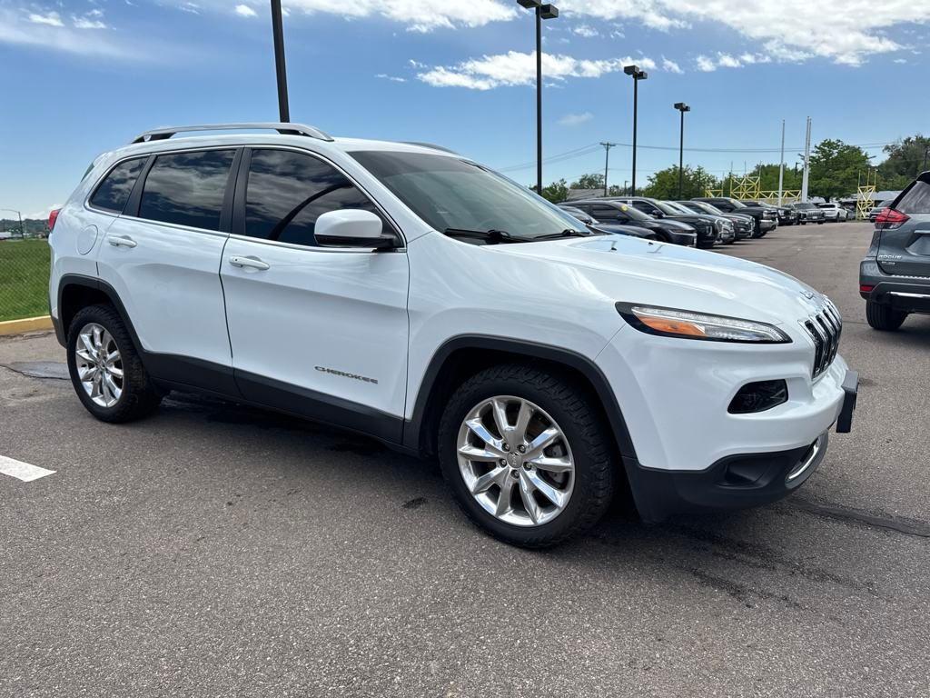 used 2017 Jeep Cherokee car, priced at $14,689