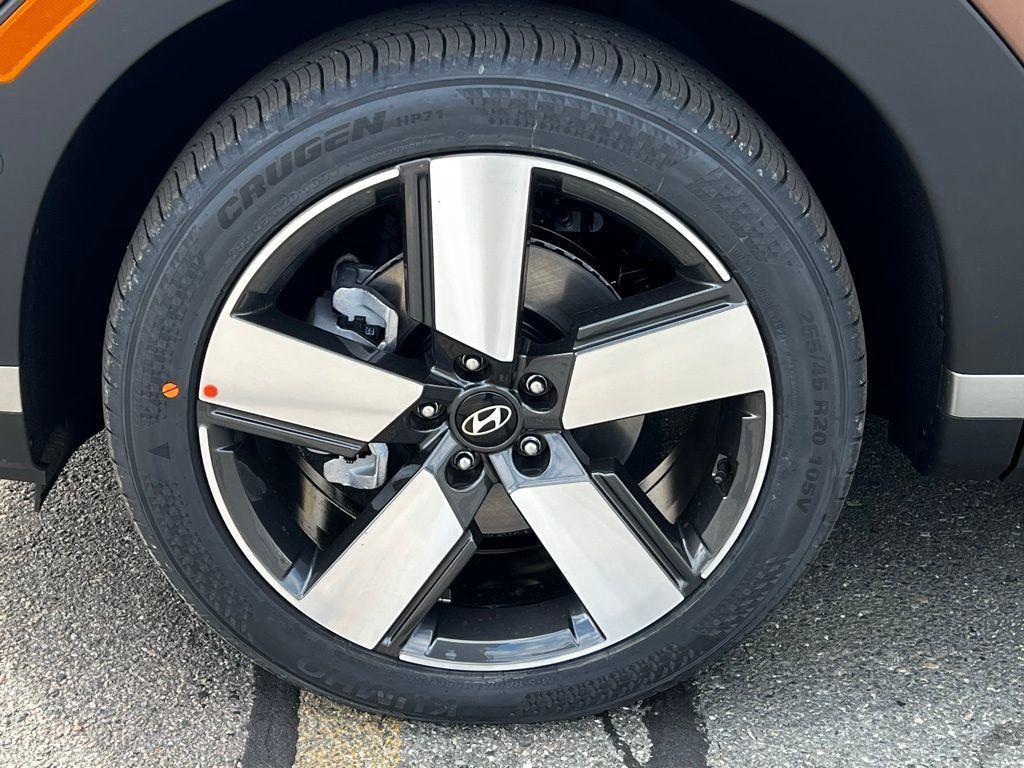 new 2025 Hyundai SANTA FE HEV car, priced at $50,633