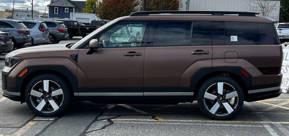 new 2025 Hyundai SANTA FE HEV car, priced at $50,633