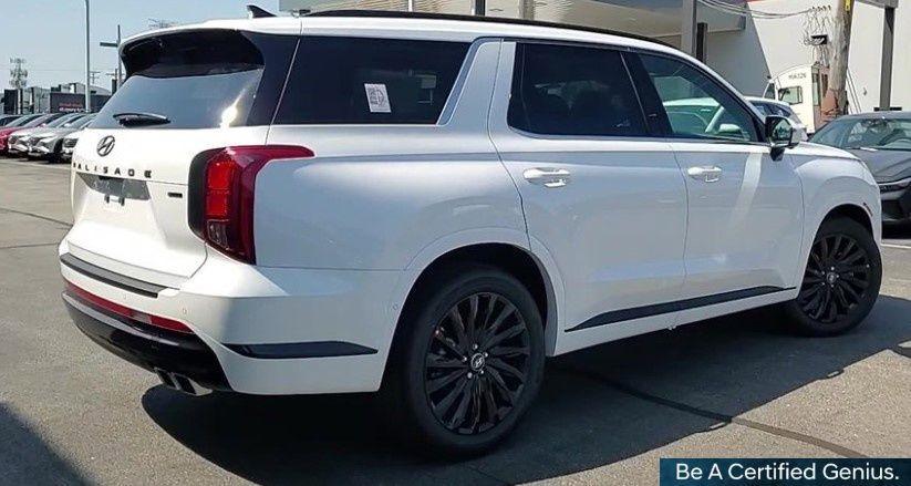 used 2025 Hyundai Palisade car, priced at $52,592