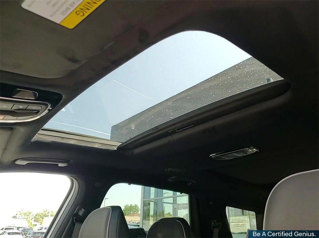 used 2025 Hyundai Palisade car, priced at $52,592