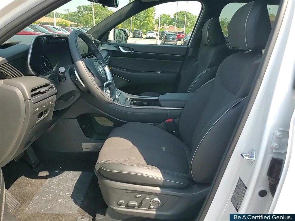 used 2025 Hyundai Palisade car, priced at $52,592