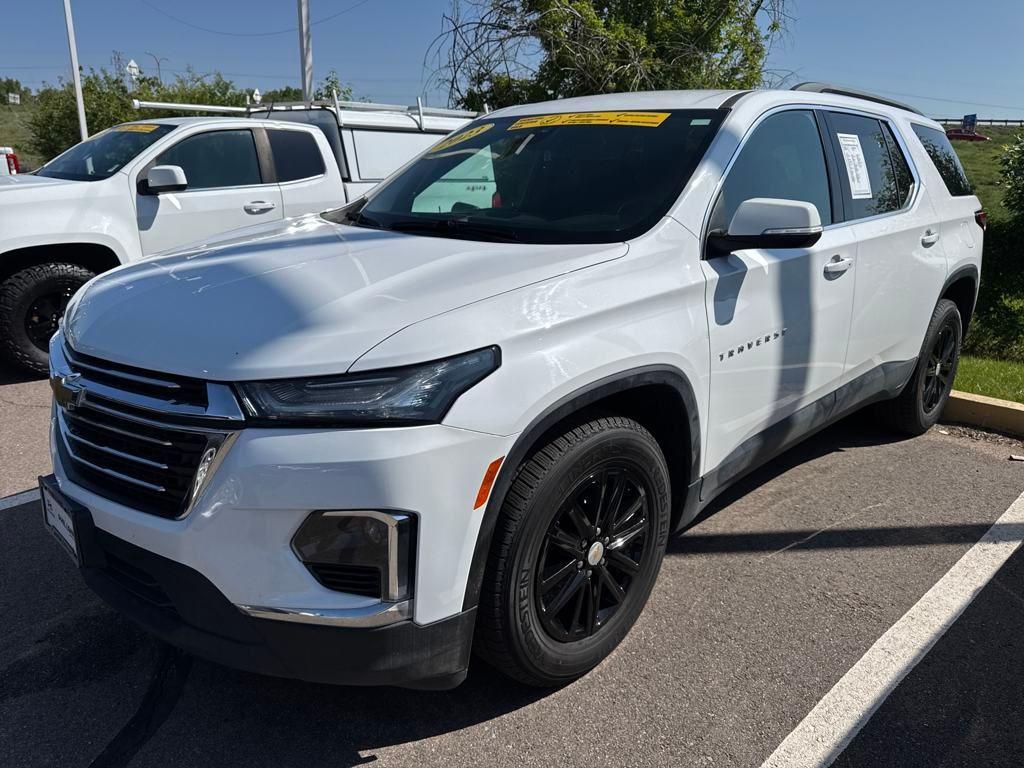 used 2023 Chevrolet Traverse car, priced at $28,489