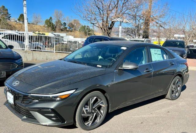 new 2024 Hyundai Elantra car, priced at $26,255