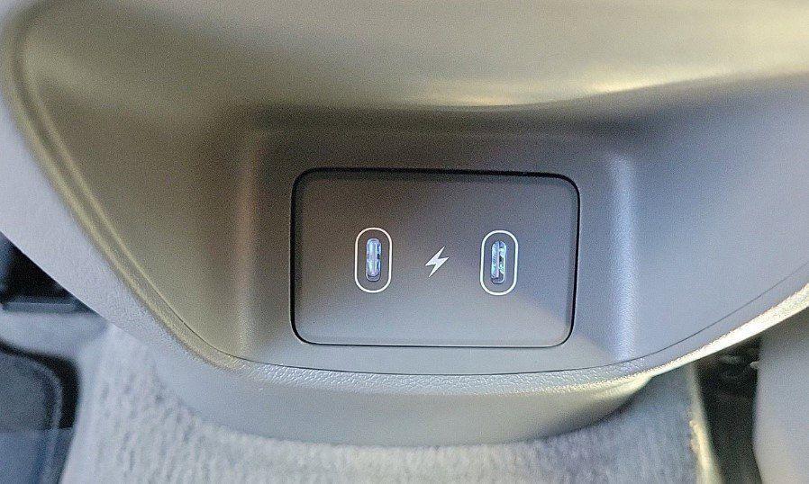 new 2025 Hyundai Elantra car, priced at $25,990