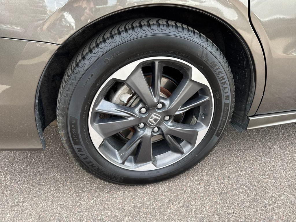 used 2021 Honda Odyssey car, priced at $27,493