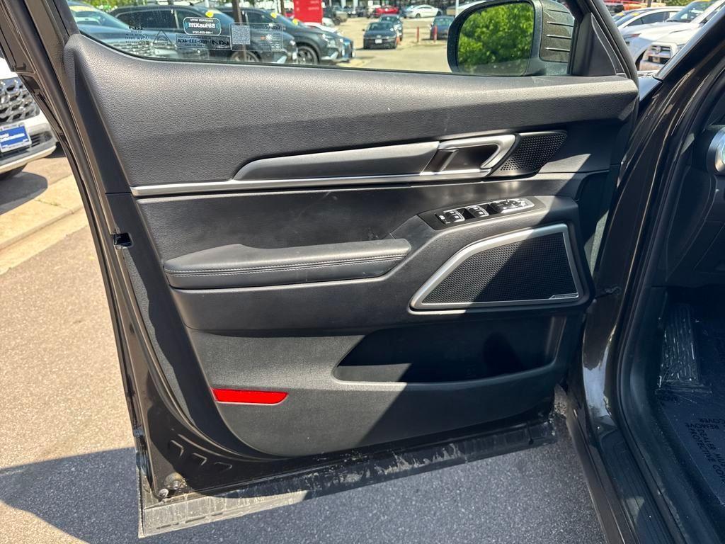 used 2022 Kia Telluride car, priced at $34,692