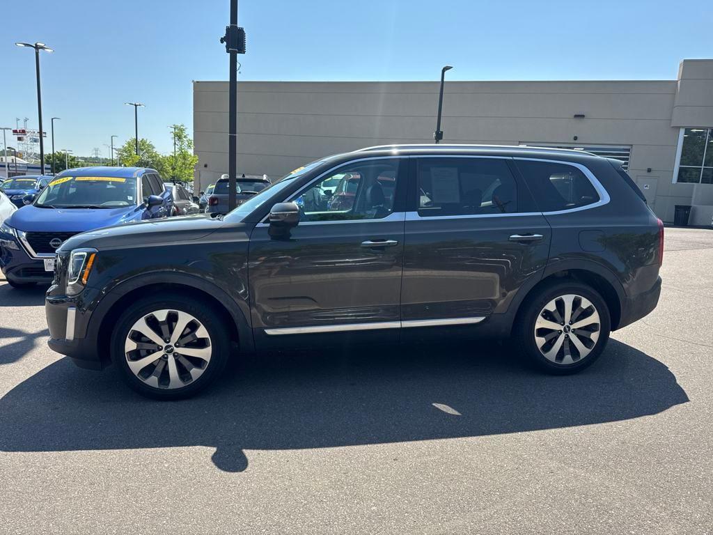 used 2022 Kia Telluride car, priced at $34,692