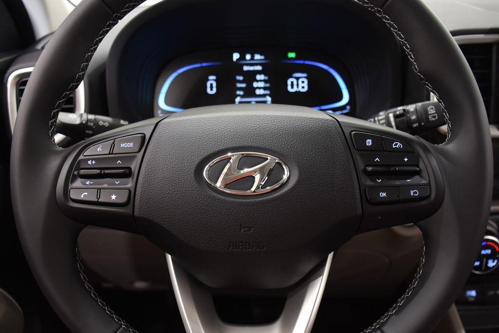 new 2025 Hyundai Venue car, priced at $25,024