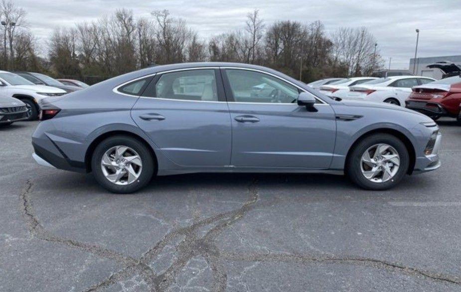 new 2025 Hyundai Sonata car, priced at $27,230