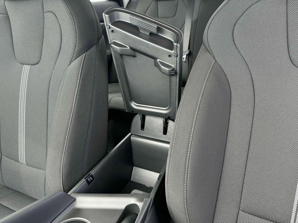 new 2025 Hyundai Elantra car, priced at $24,684