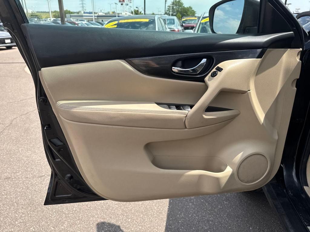 used 2015 Nissan Rogue car, priced at $11,693