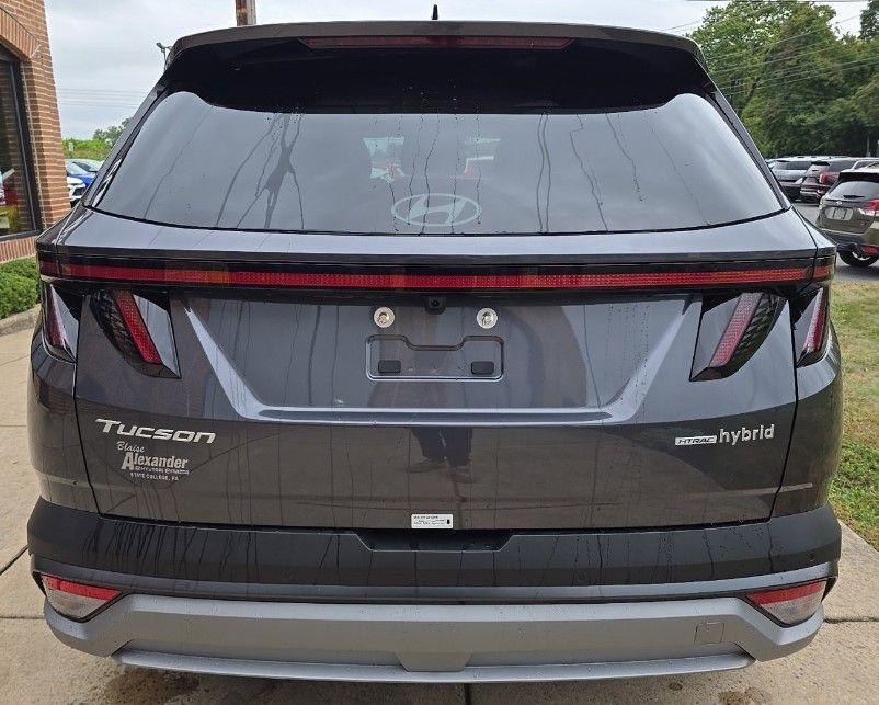 new 2025 Hyundai TUCSON Hybrid car, priced at $43,544