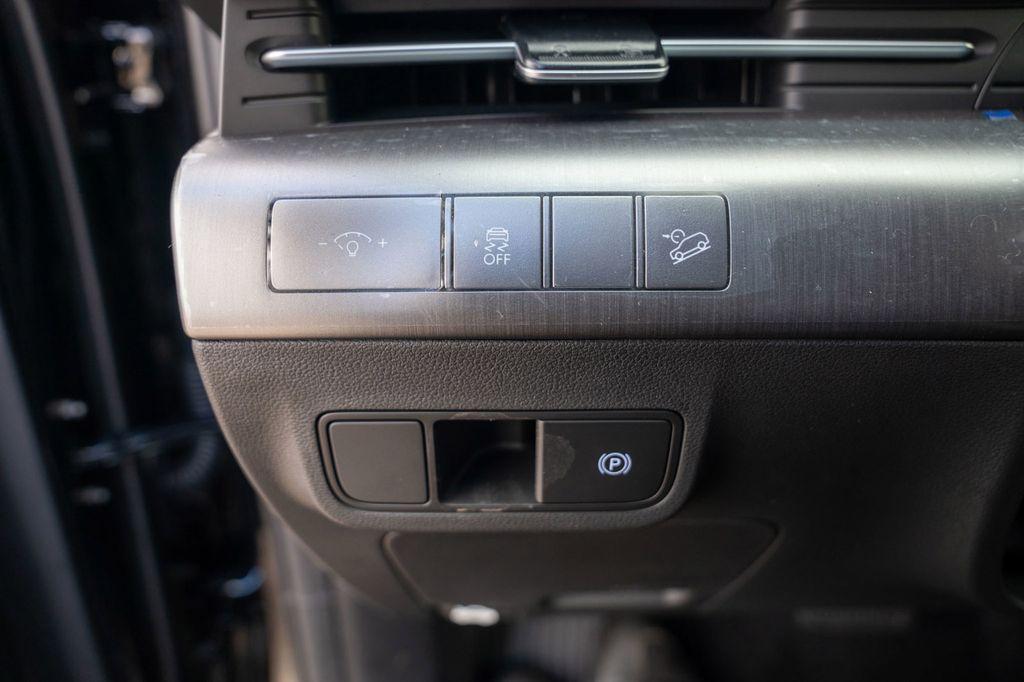 new 2025 Hyundai Kona car, priced at $27,874