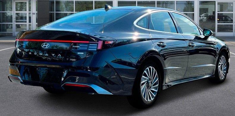 new 2025 Hyundai Sonata Hybrid car, priced at $40,289