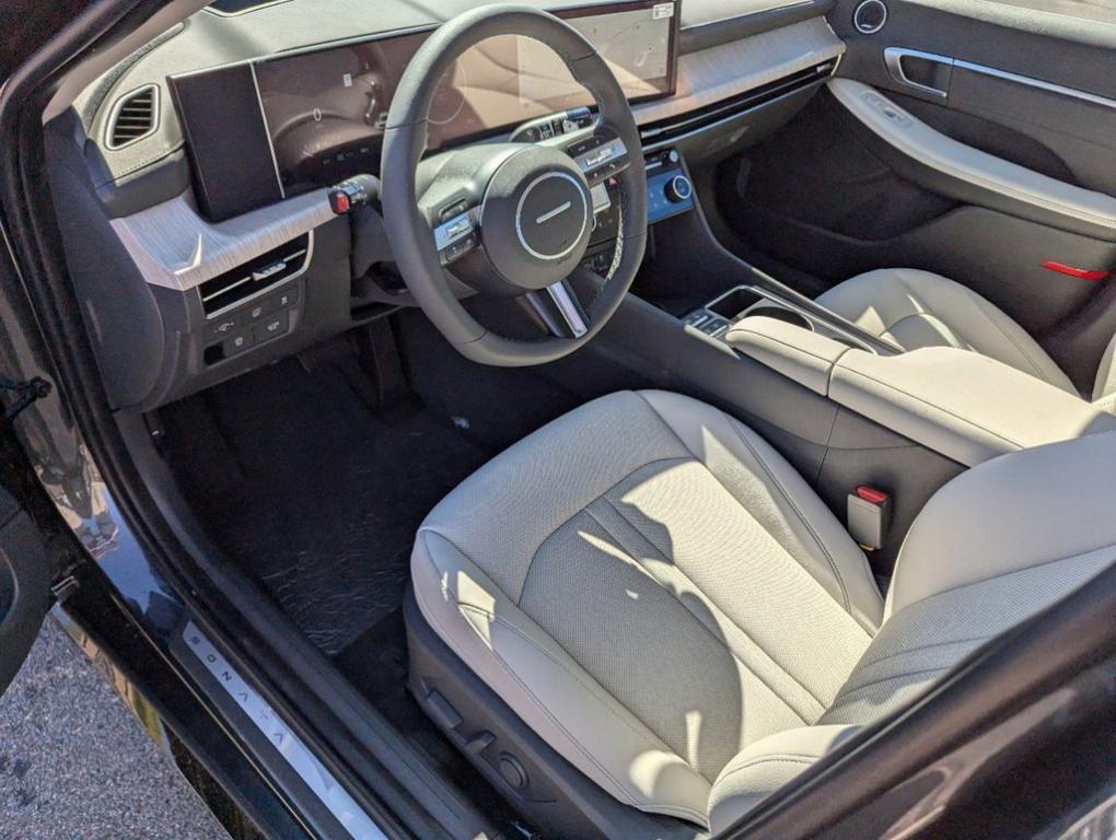 new 2025 Hyundai Sonata Hybrid car, priced at $40,289