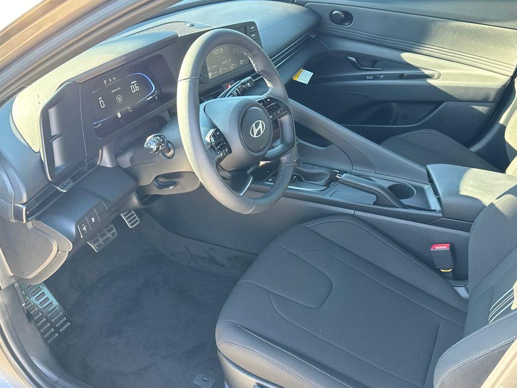 new 2025 Hyundai Elantra car, priced at $25,914
