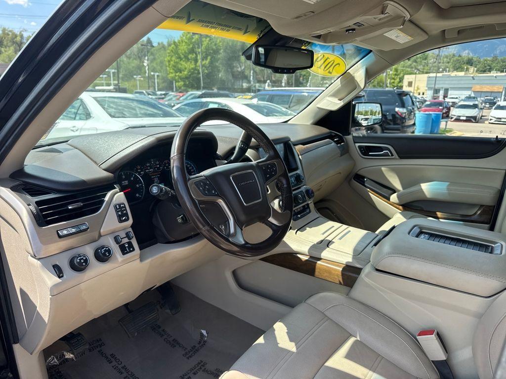 used 2019 GMC Yukon car, priced at $33,989