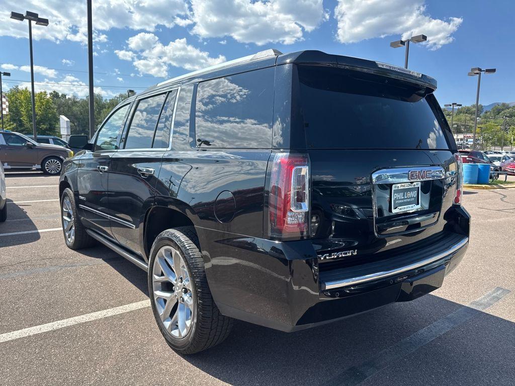 used 2019 GMC Yukon car, priced at $33,989