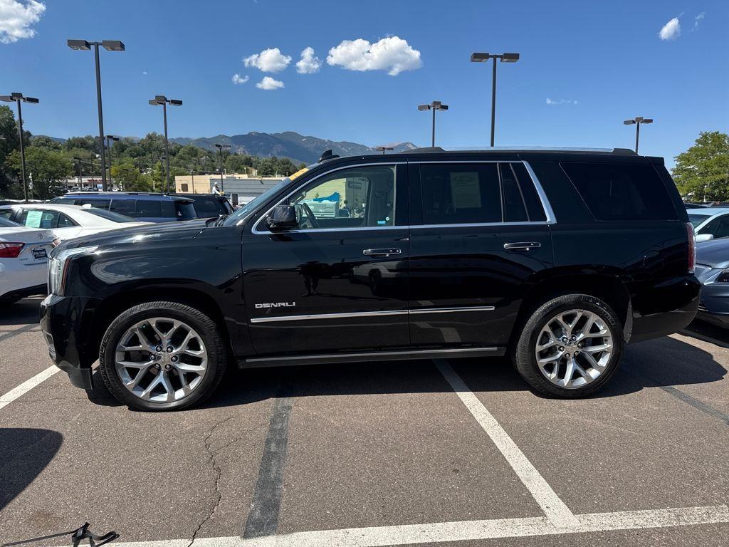 used 2019 GMC Yukon car, priced at $33,989