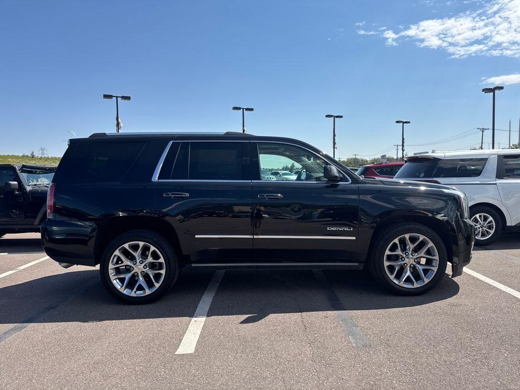 used 2019 GMC Yukon car, priced at $33,989