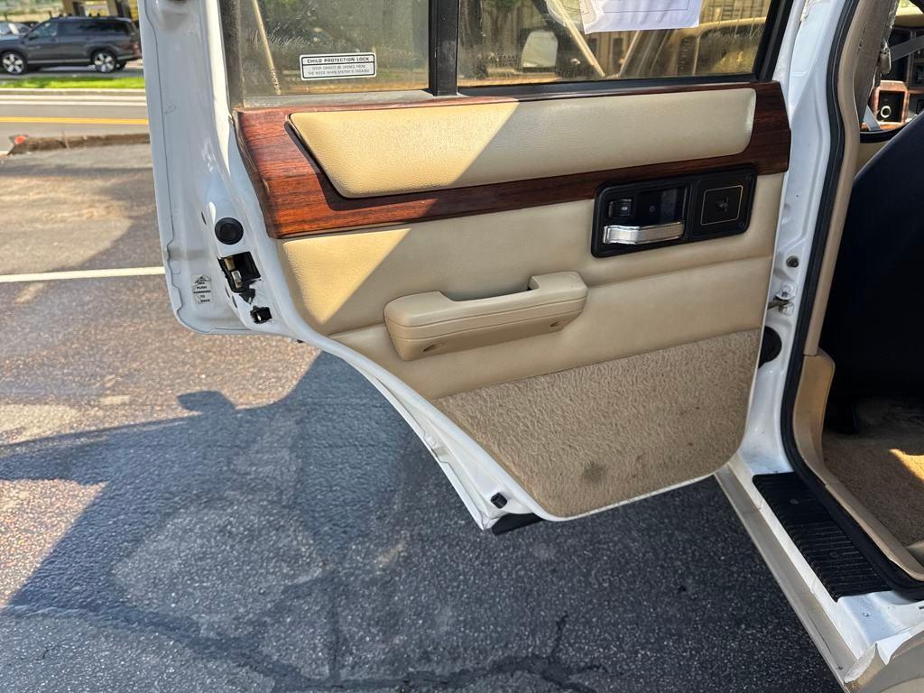 used 1993 Jeep Cherokee car, priced at $3,277