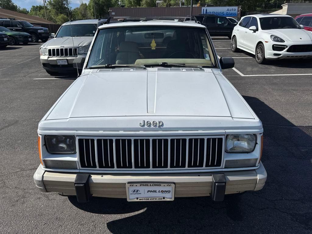 used 1993 Jeep Cherokee car, priced at $3,277