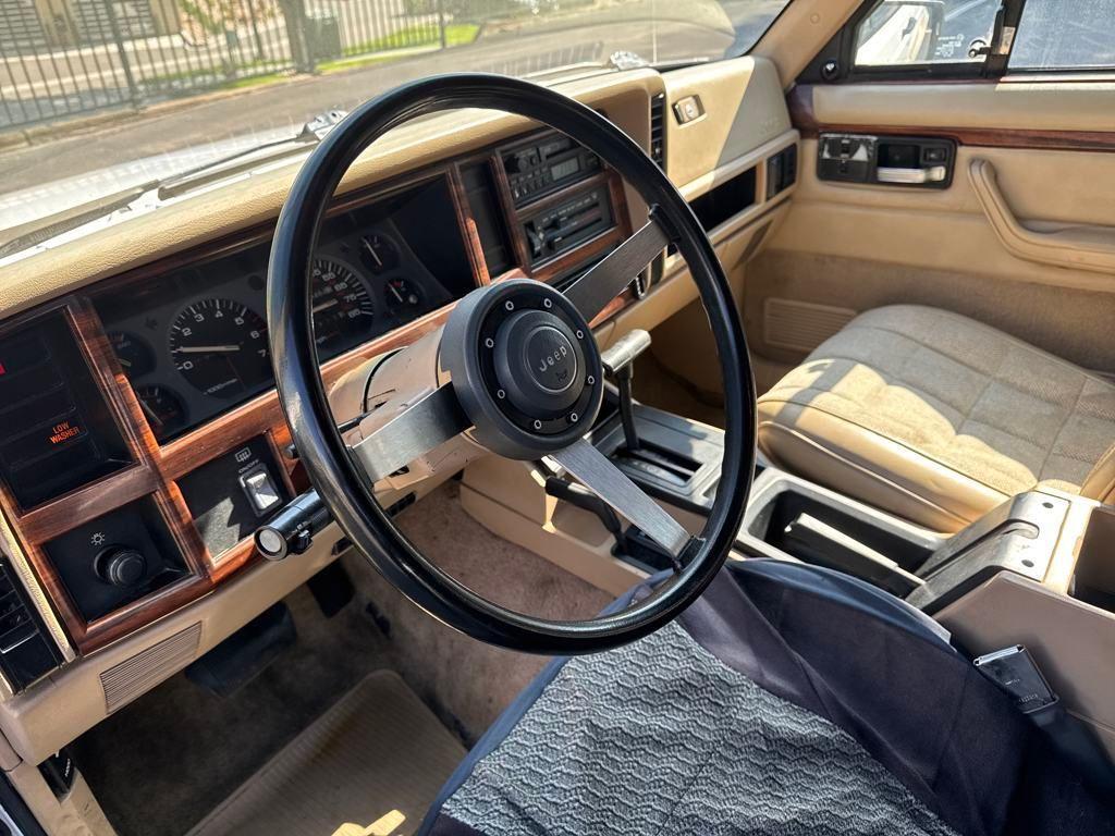 used 1993 Jeep Cherokee car, priced at $3,177