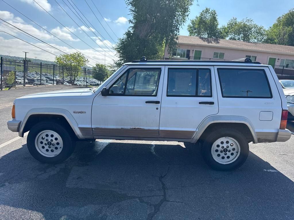 used 1993 Jeep Cherokee car, priced at $3,277