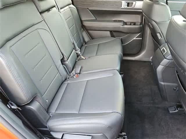 new 2025 Hyundai SANTA FE HEV car, priced at $50,284