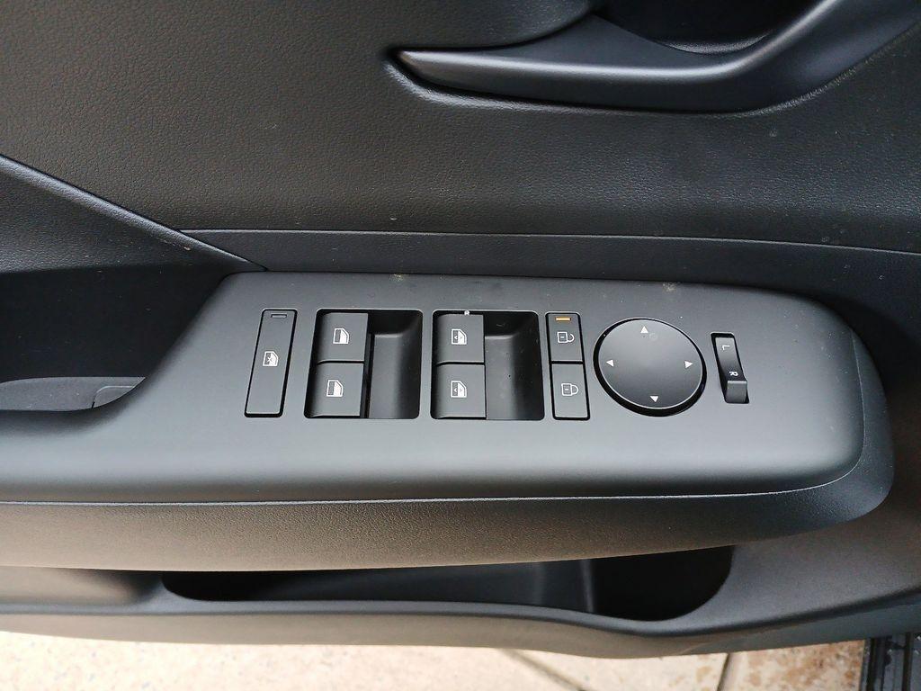 new 2025 Hyundai Kona car, priced at $28,084