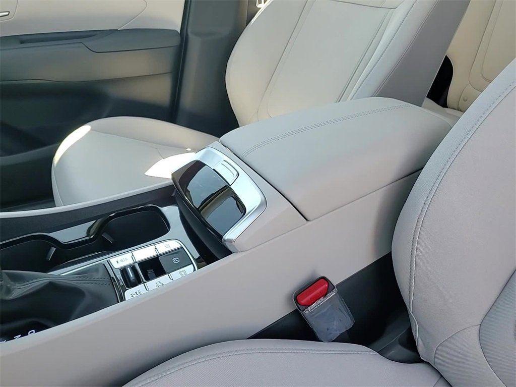 new 2025 Hyundai Tucson car, priced at $33,079