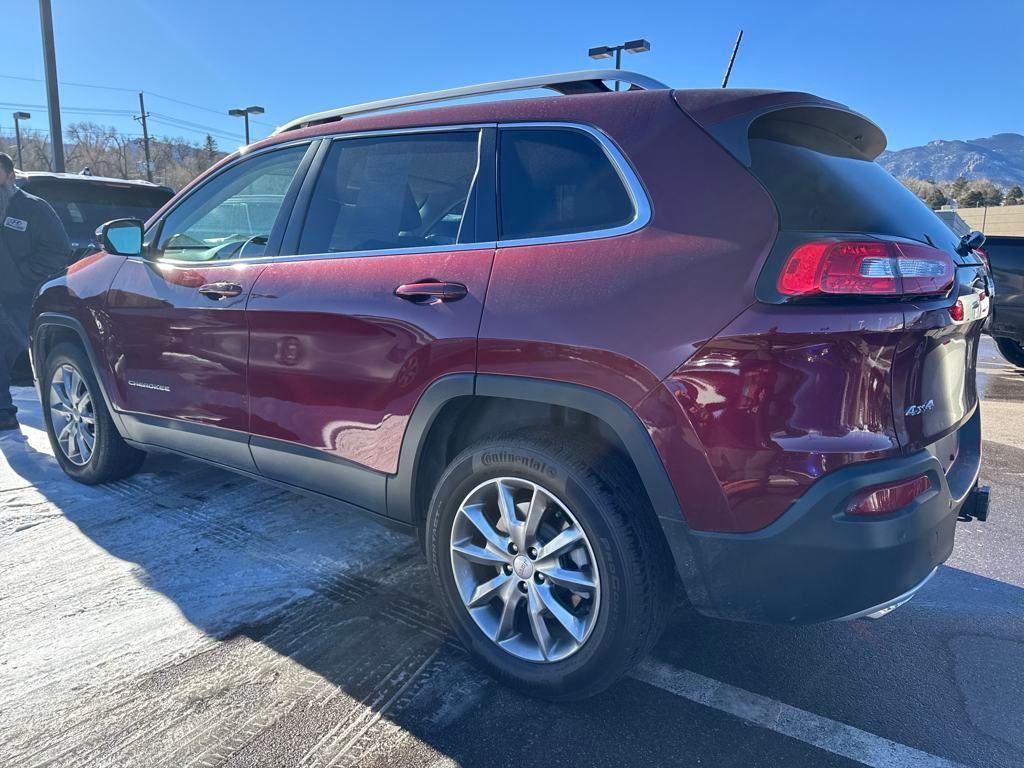 used 2018 Jeep Cherokee car, priced at $22,989