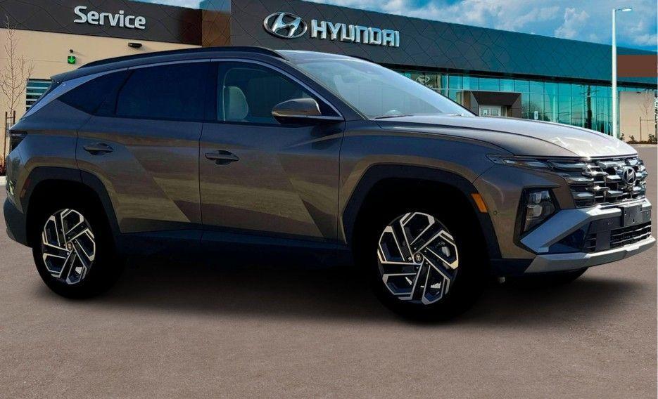 new 2025 Hyundai TUCSON Hybrid car, priced at $44,189