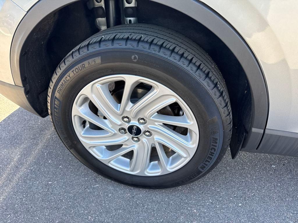used 2023 Lincoln Corsair car, priced at $35,989