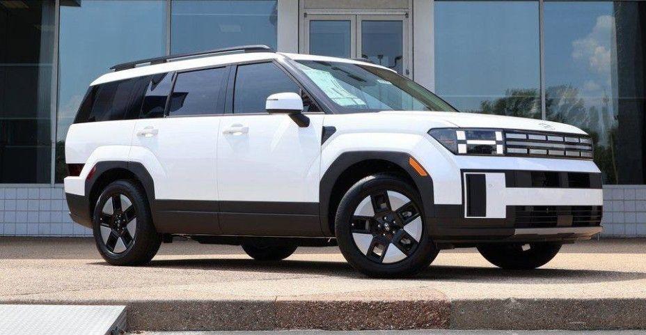 new 2026 Hyundai SANTA FE HEV car, priced at $43,270