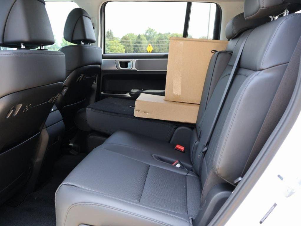 new 2026 Hyundai SANTA FE HEV car, priced at $43,270