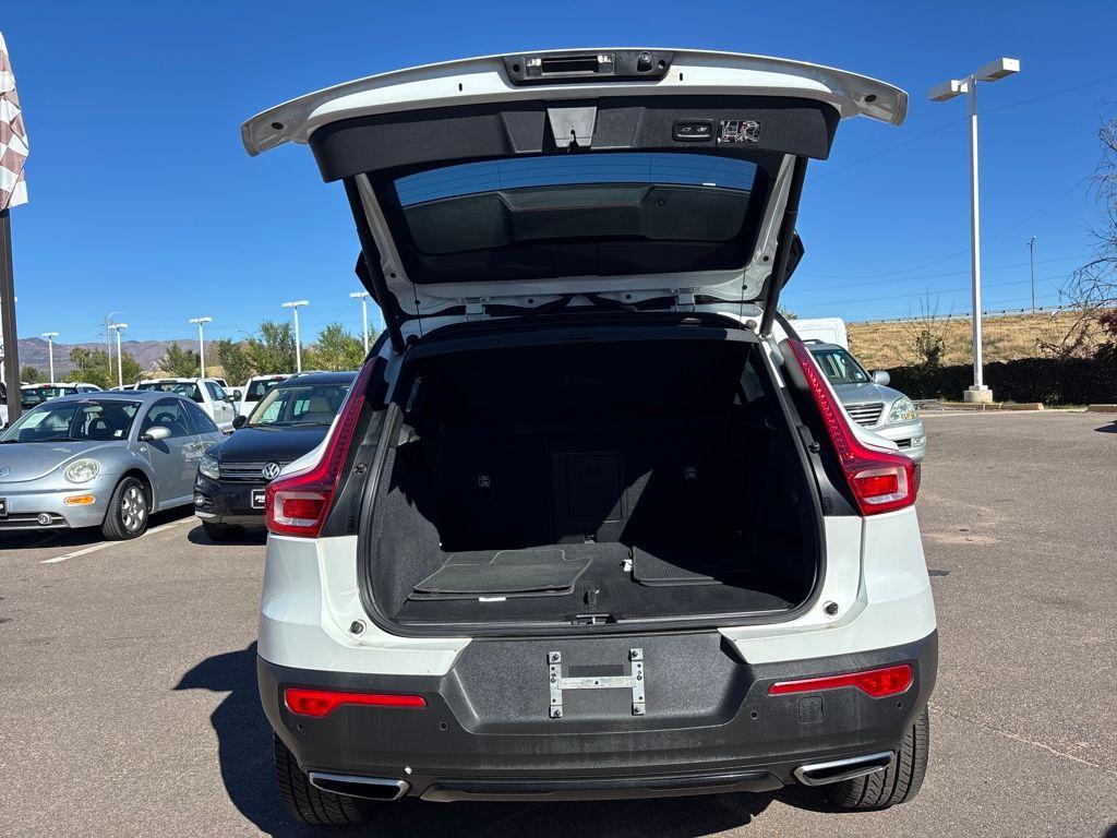 used 2019 Volvo XC40 car, priced at $18,993