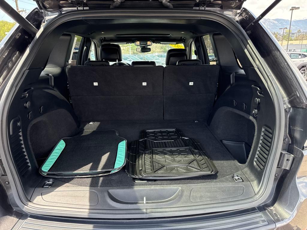 used 2019 Jeep Grand Cherokee car, priced at $19,489
