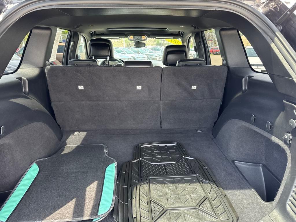 used 2019 Jeep Grand Cherokee car, priced at $19,489