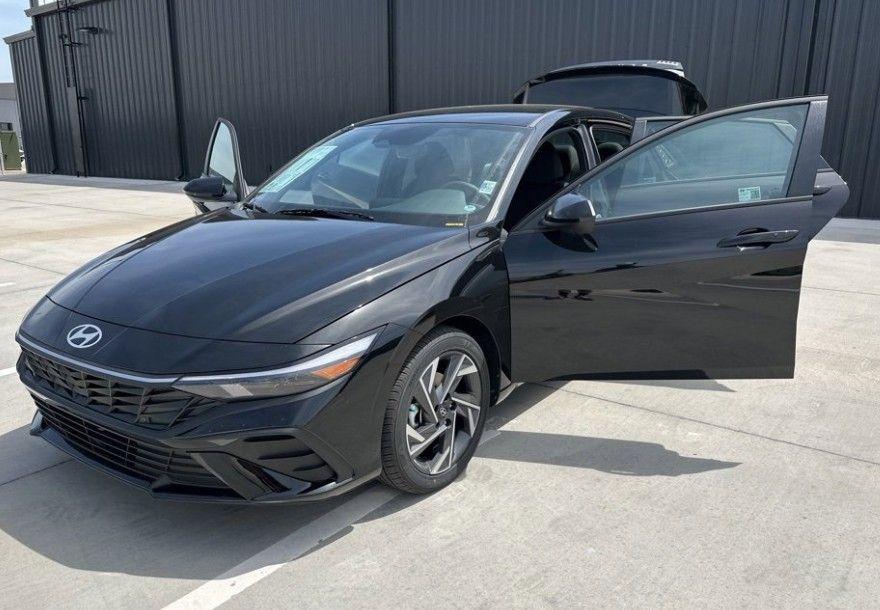 new 2025 Hyundai Elantra car, priced at $25,809