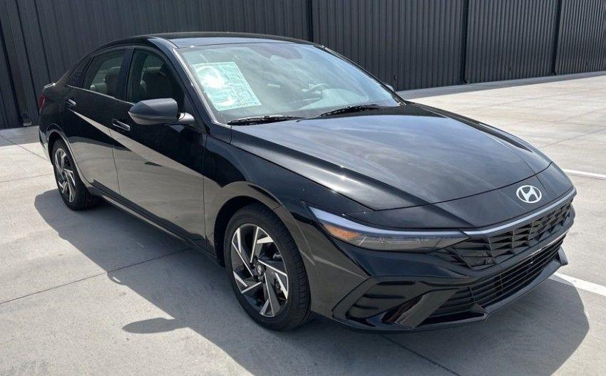 new 2025 Hyundai Elantra car, priced at $25,809