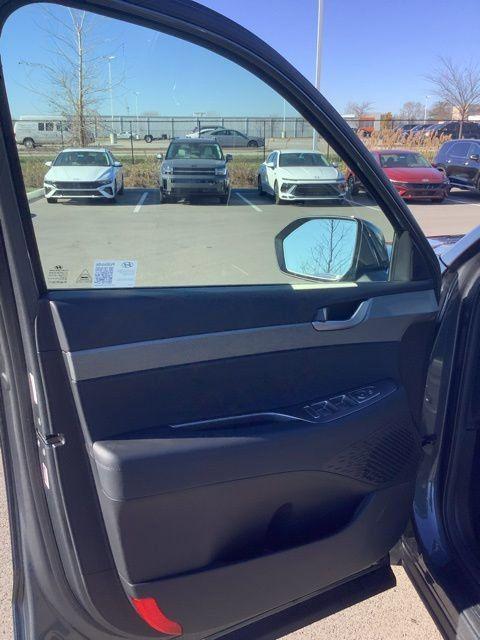 new 2025 Hyundai Palisade car, priced at $47,205