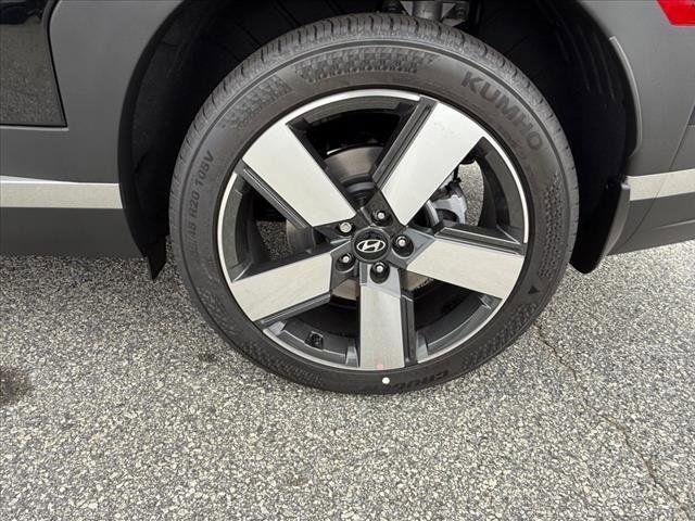 new 2025 Hyundai SANTA FE HEV car, priced at $50,319