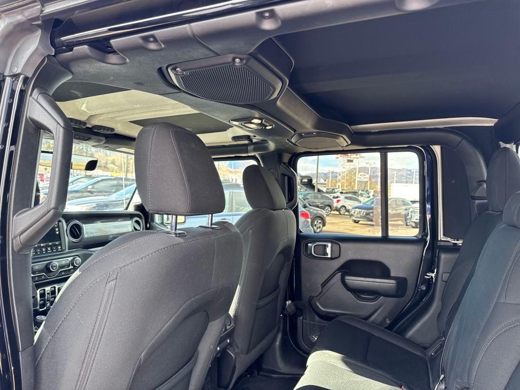 used 2022 Jeep Gladiator car, priced at $28,386